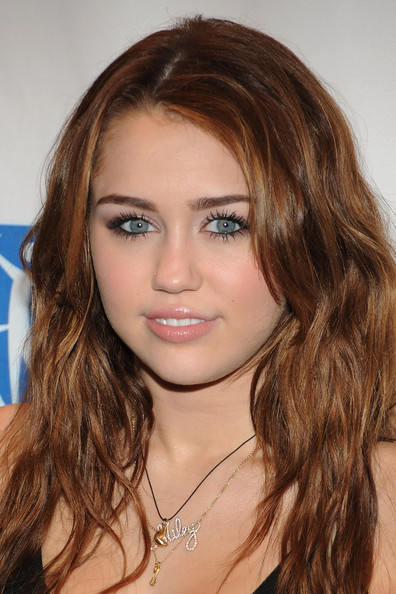 Disney+2nd+Annual+Concert+Hope+rDOVFBSEozXl.jpg