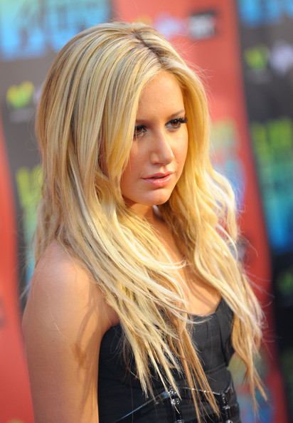 Los+Premios+MTV+2009+Arrivals+EeGoI0sahovl.jpg